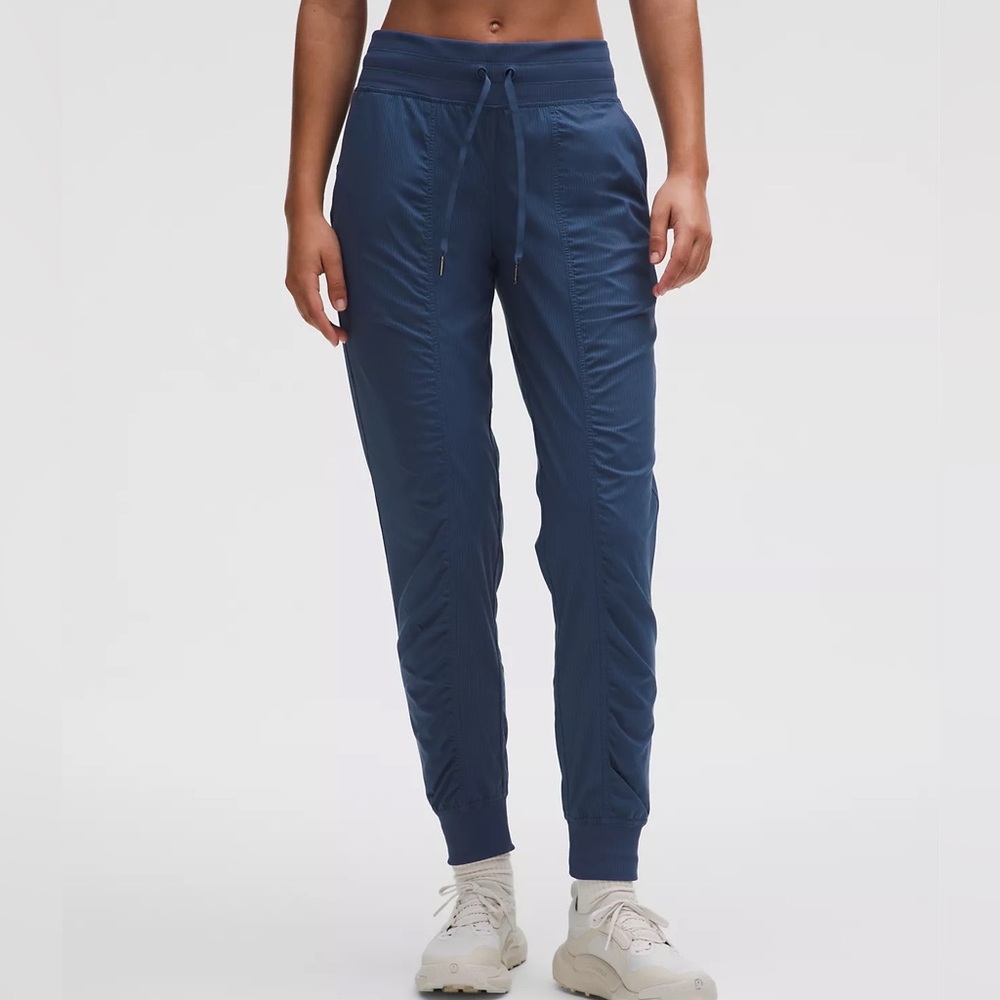 Lululemon Studio-mid rise jogger full lenght (29”) women’s Blue Jogger size 8